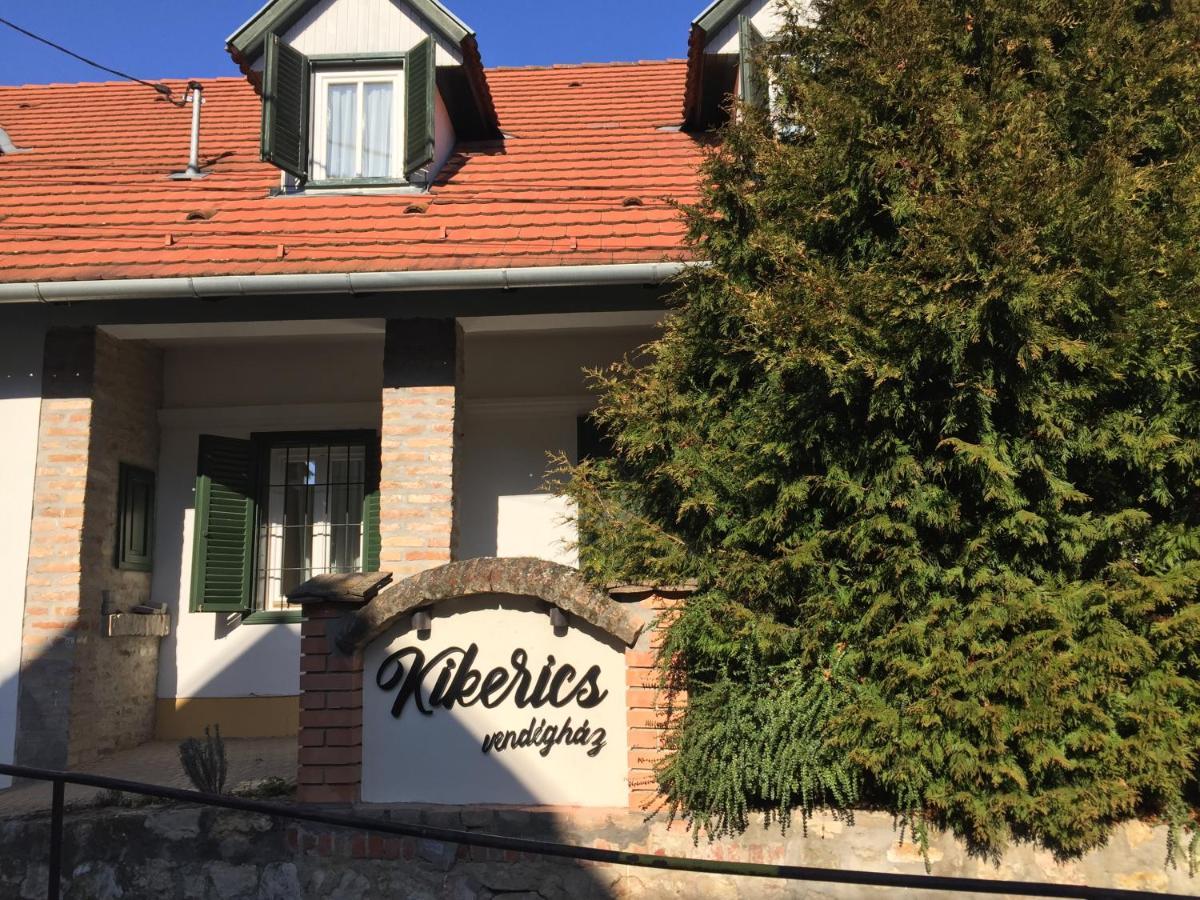 Bed and Breakfast Kikerics Vendeghaz Villány Exterior foto